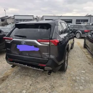 Задна броня за Rav 4